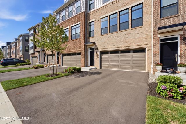 68 Augustus Drive 87, Middletown, NJ 07748