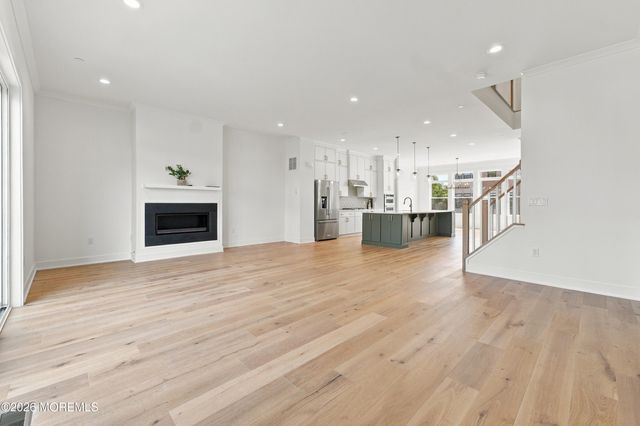 68 Augustus Drive 87, Middletown, NJ 07748