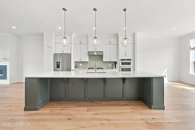 68 Augustus Drive 87, Middletown, NJ 07748