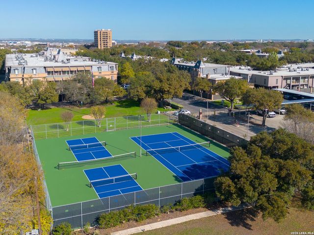 7707 Broadway Apt 19A, San Antonio, TX 78209