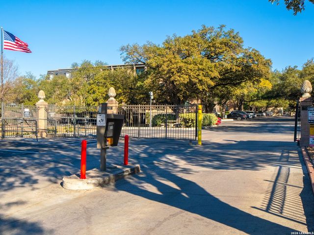 7707 Broadway Apt 19A, San Antonio, TX 78209