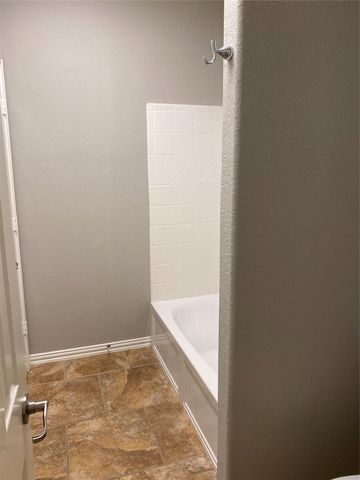 42 Black Swan Court, The Woodlands, TX 77354