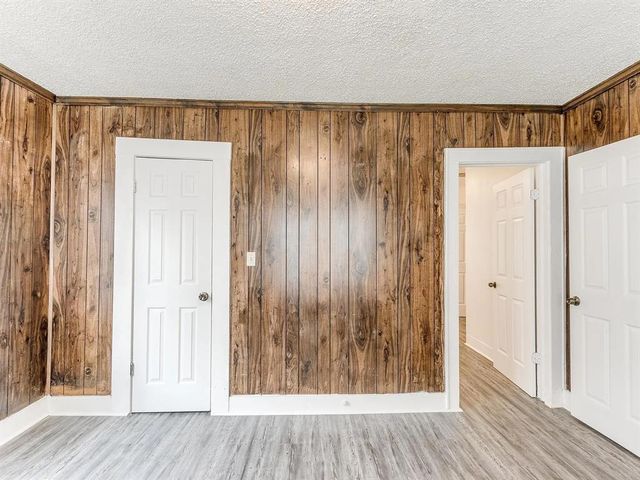 2221 N Jordan Avenue, Oklahoma City, OK 73111