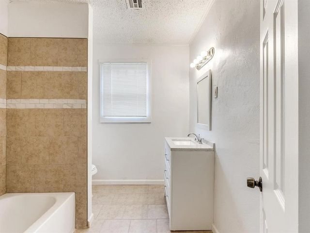 2221 N Jordan Avenue, Oklahoma City, OK 73111