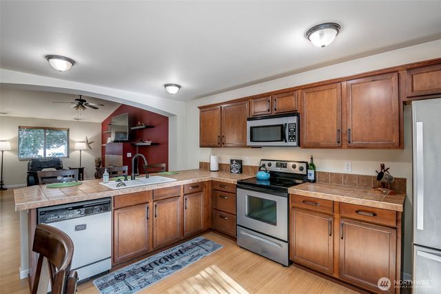 20031 99th Avenue E, Graham, WA 98338