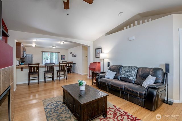 20031 99th Avenue E, Graham, WA 98338