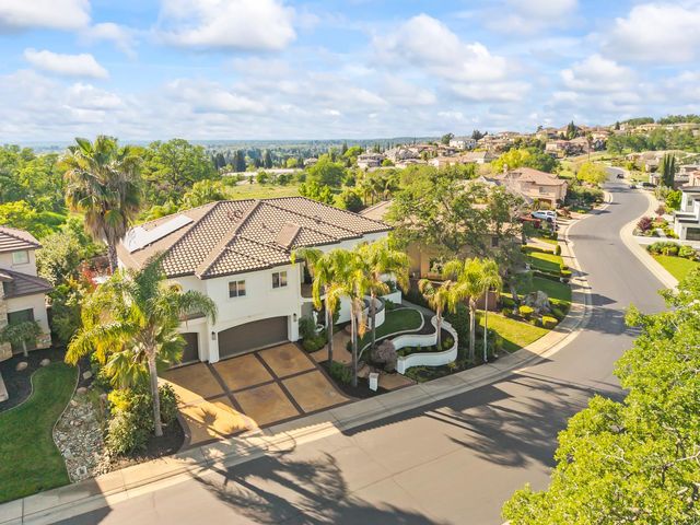 749 Grandview Dr, Folsom, CA 95630