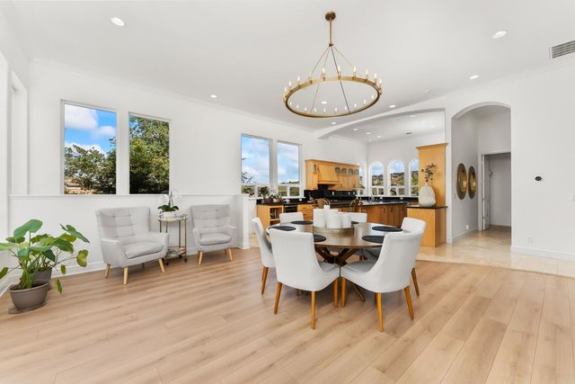 749 Grandview Dr, Folsom, CA 95630