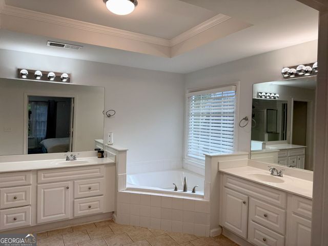 12595 Huntington Trace, Alpharetta, GA 30005