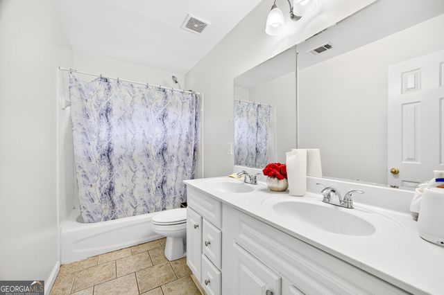 12595 Huntington Trace, Alpharetta, GA 30005