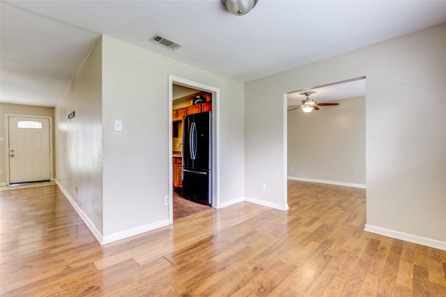 619 Edgedale Drive, Dallas, TX 75232
