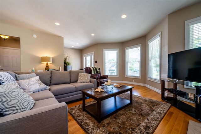 5949 Osprey Lane, Watervliet, MI 49098