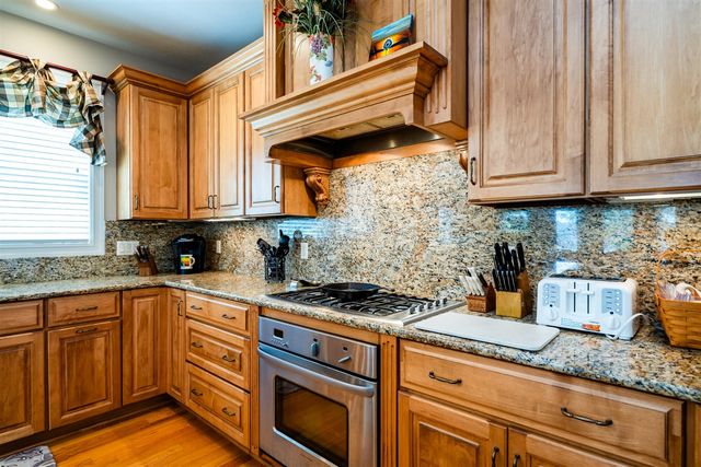 5949 Osprey Lane, Watervliet, MI 49098