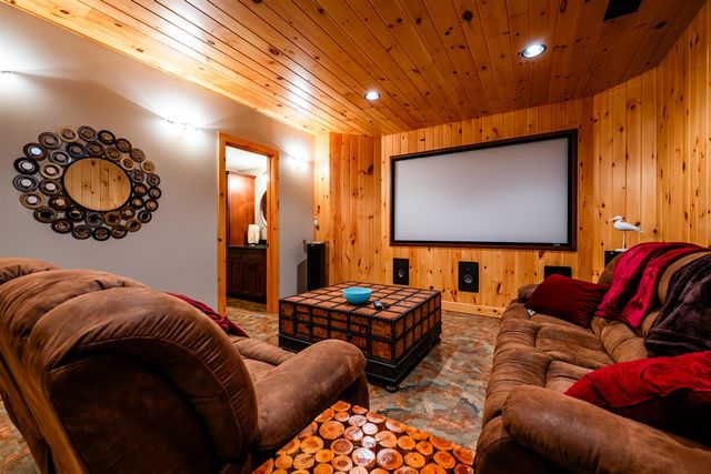 5949 Osprey Lane, Watervliet, MI 49098