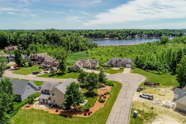 5949 Osprey Lane, Watervliet, MI 49098