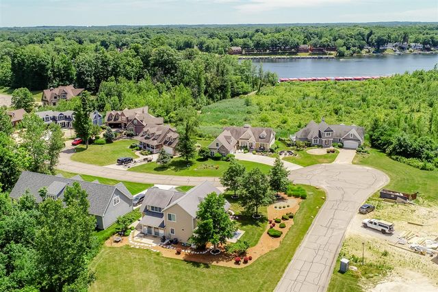 5949 Osprey Lane, Watervliet, MI 49098