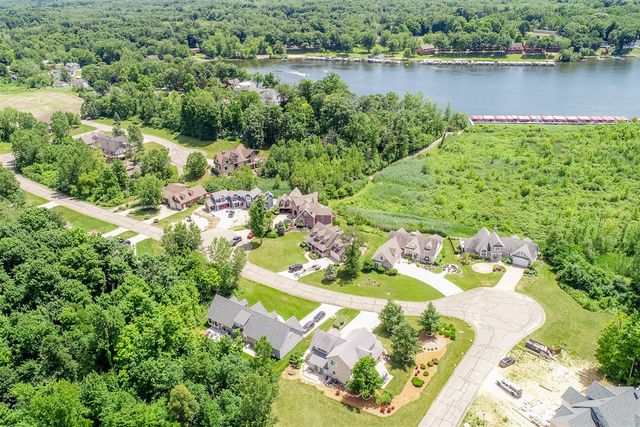 5949 Osprey Lane, Watervliet, MI 49098