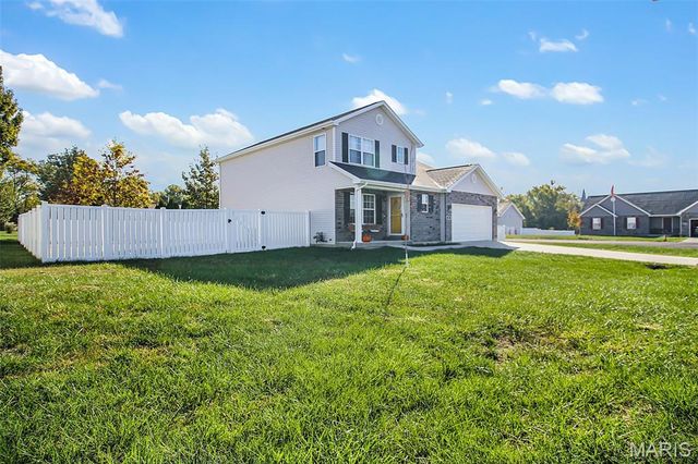 401 Duffy Drive, Marine, IL 62061
