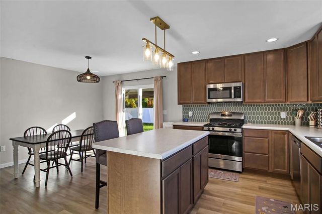 401 Duffy Drive, Marine, IL 62061