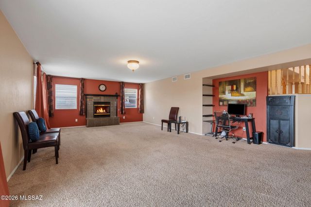10248 E Buffaloberry Loop, Tucson, AZ 85748