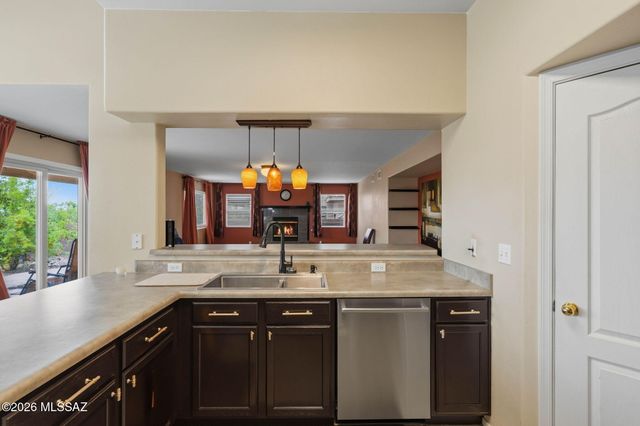 10248 E Buffaloberry Loop, Tucson, AZ 85748