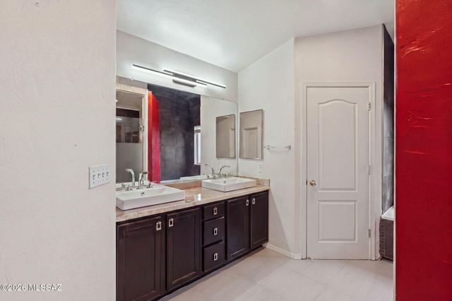 10248 E Buffaloberry Loop, Tucson, AZ 85748