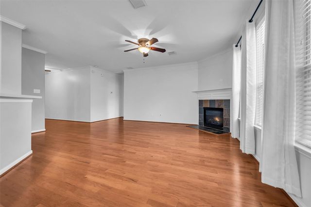 951 Fife Drive, Conroe, TX 77301