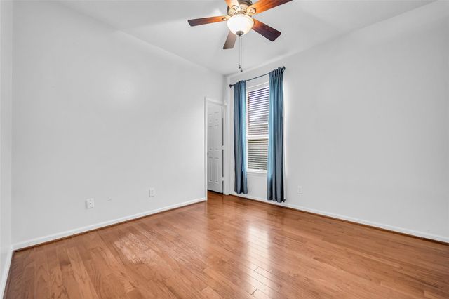 951 Fife Drive, Conroe, TX 77301