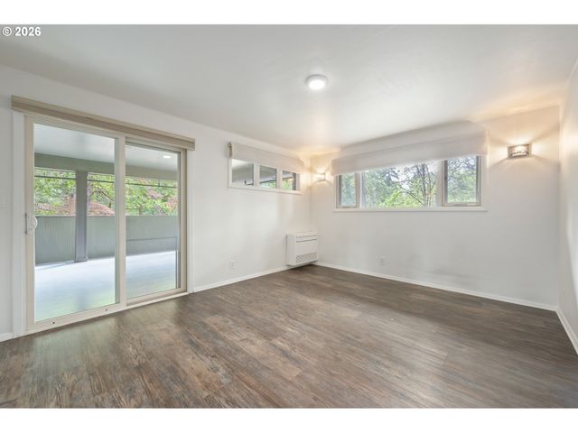 1355 PAIGE Ave, Eugene, OR 97405