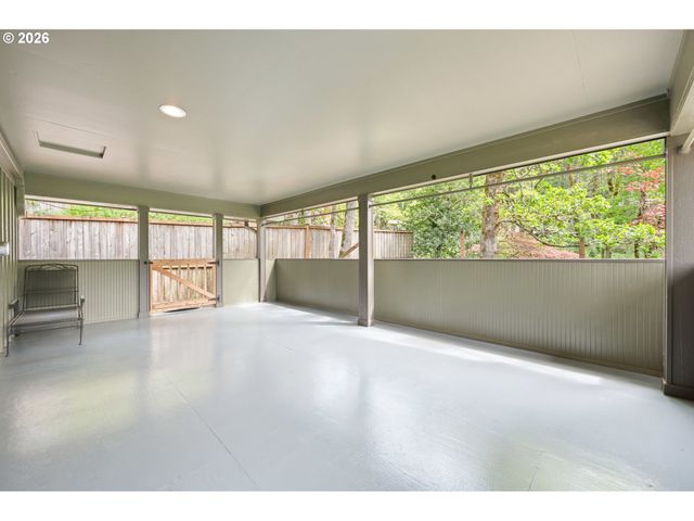 1355 PAIGE Ave, Eugene, OR 97405