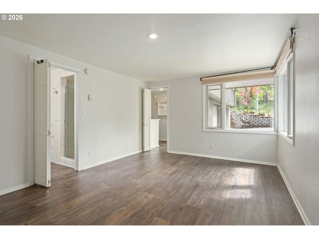 1355 PAIGE Ave, Eugene, OR 97405