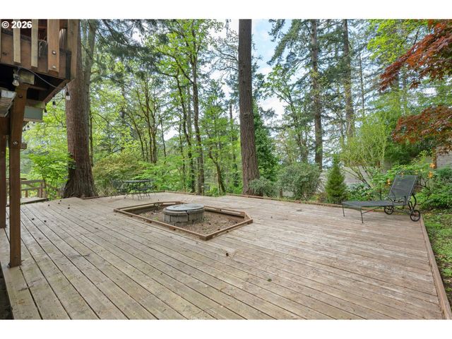 1355 PAIGE Ave, Eugene, OR 97405