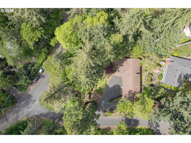 1355 PAIGE Ave, Eugene, OR 97405