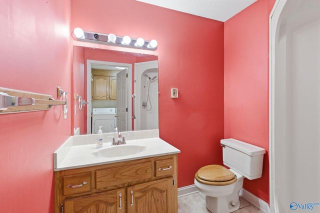 172 Country Road NW, Huntsville, AL 35806