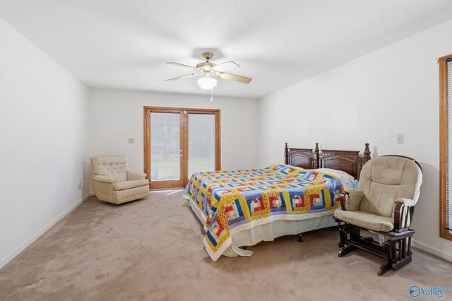 172 Country Road NW, Huntsville, AL 35806