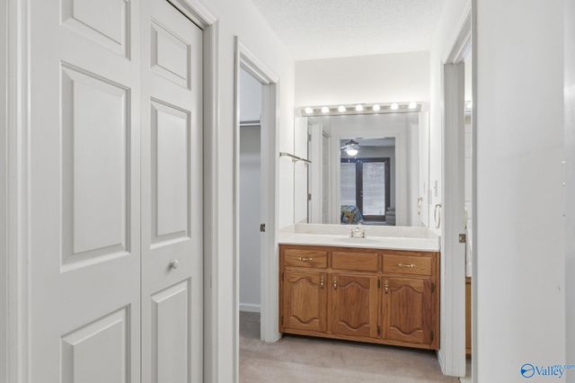 172 Country Road NW, Huntsville, AL 35806