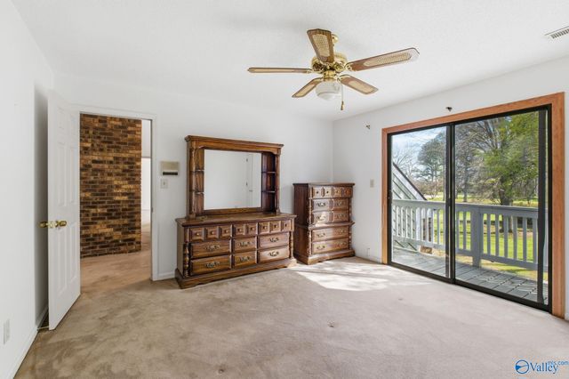 172 Country Road NW, Huntsville, AL 35806