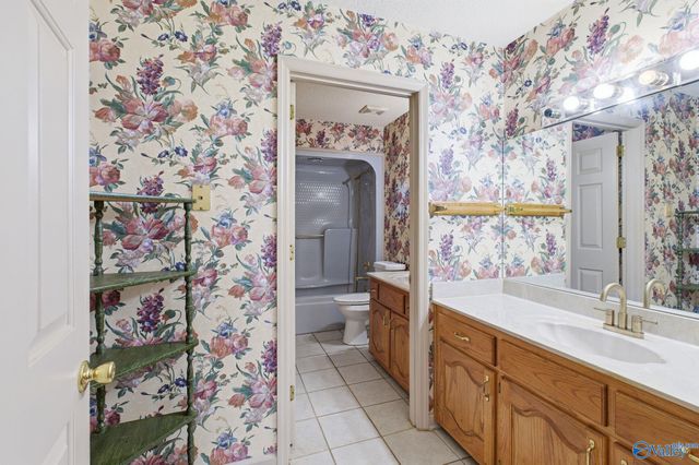 172 Country Road NW, Huntsville, AL 35806