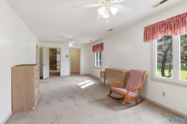 172 Country Road NW, Huntsville, AL 35806