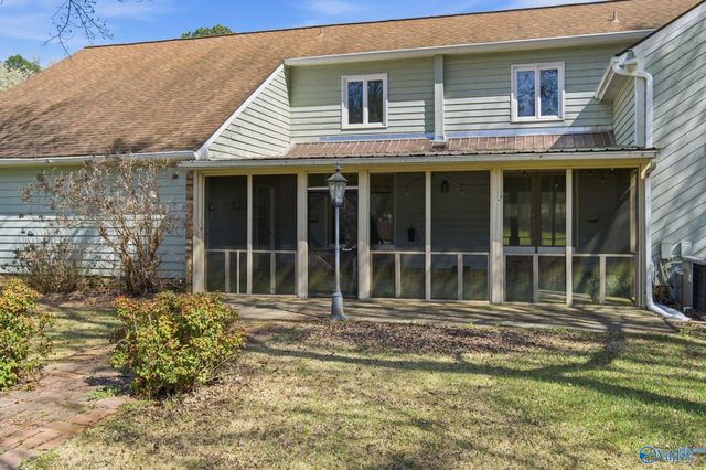 172 Country Road NW, Huntsville, AL 35806