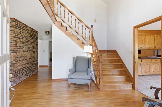 172 Country Road NW, Huntsville, AL 35806