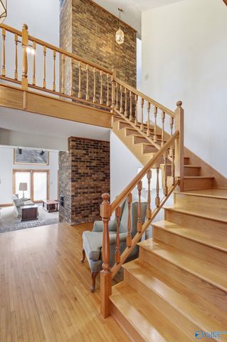 172 Country Road NW, Huntsville, AL 35806