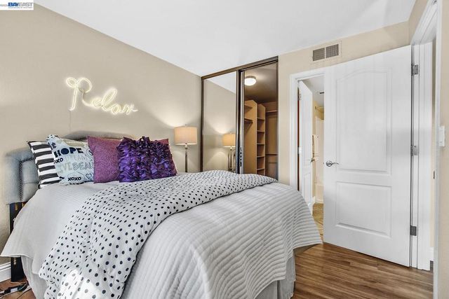 150 Reflections Drive 13, San Ramon, CA 94583