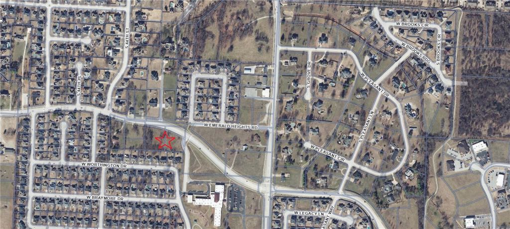 4314 W Pleasant Grove Road, Rogers, AR 72758