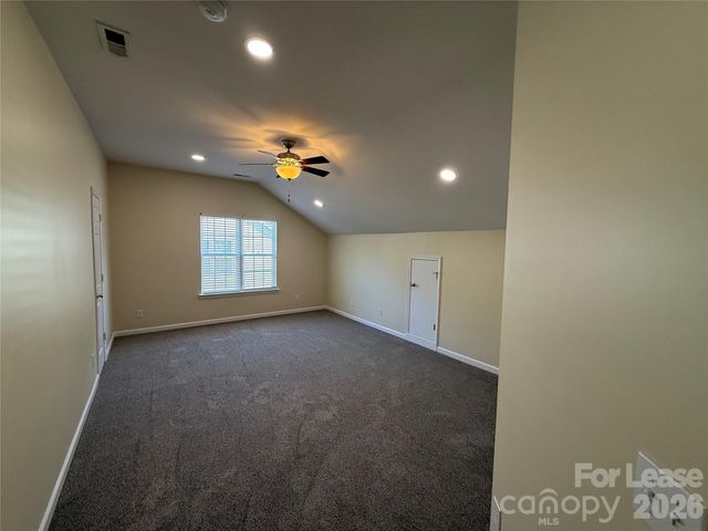 10822 Chamberlain Hall Court, Charlotte, NC 28277