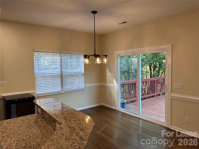 10822 Chamberlain Hall Court, Charlotte, NC 28277