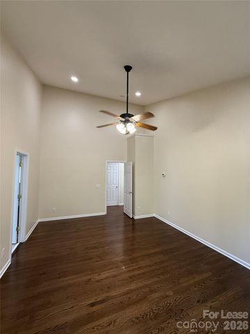 10822 Chamberlain Hall Court, Charlotte, NC 28277