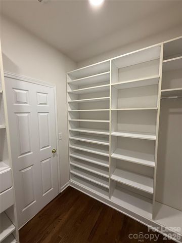 10822 Chamberlain Hall Court, Charlotte, NC 28277