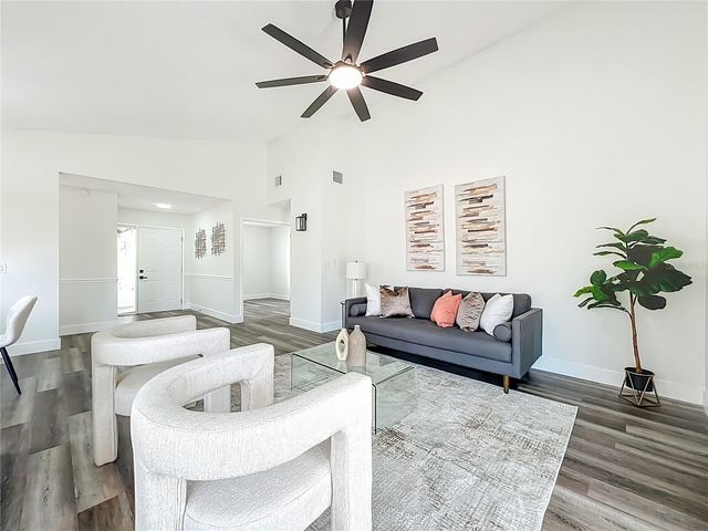 700 LAKESIDE PLACE, Longwood, FL 32750