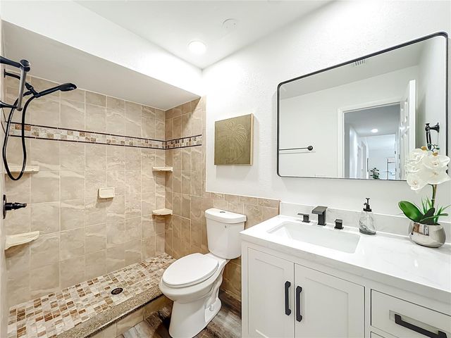 700 LAKESIDE PLACE, Longwood, FL 32750